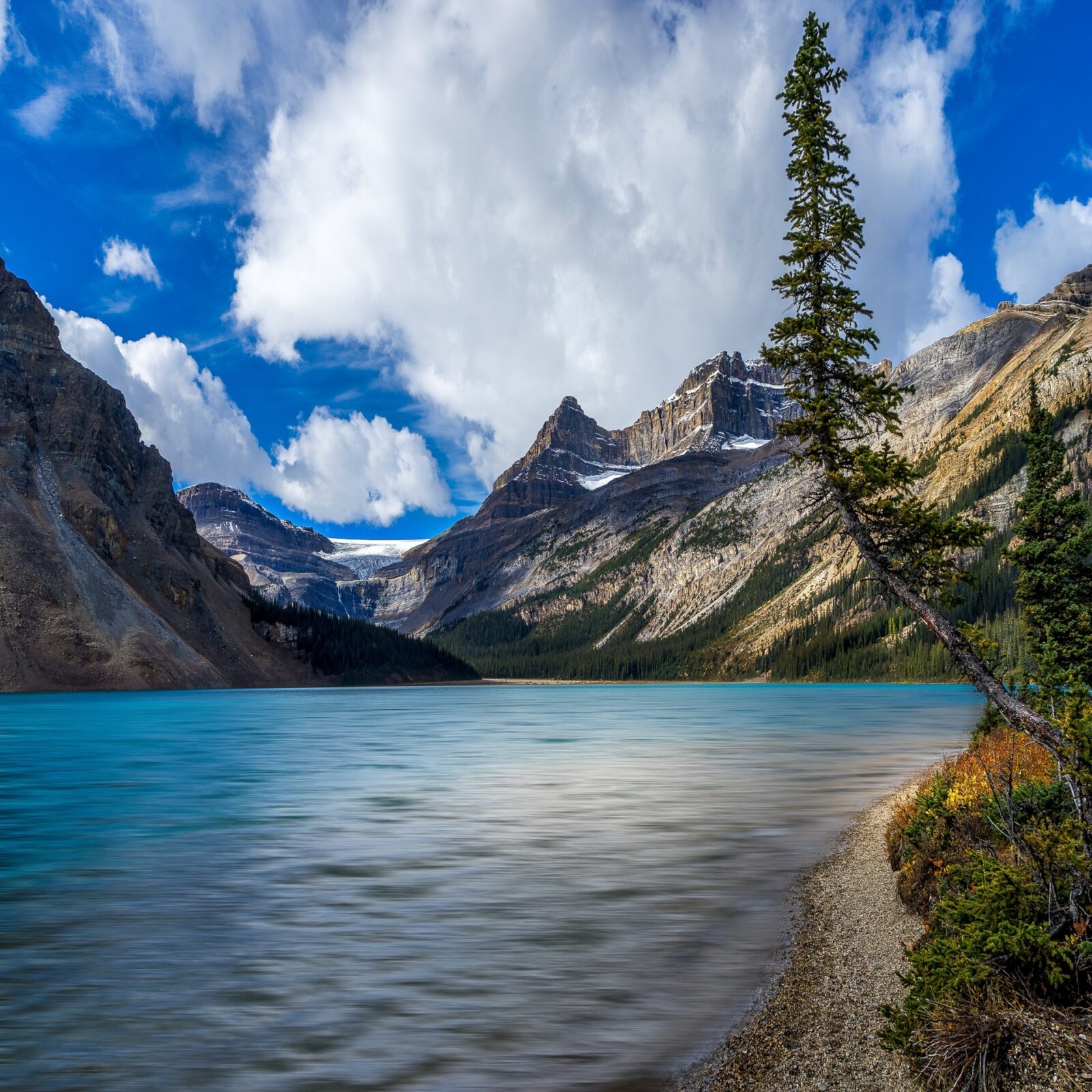 sonyuser-lake-5870799_1920